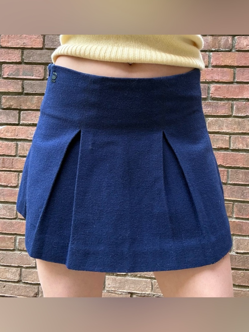 Navy blue wool blend skirt